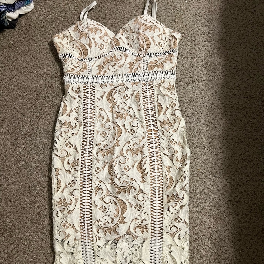 White lace dress